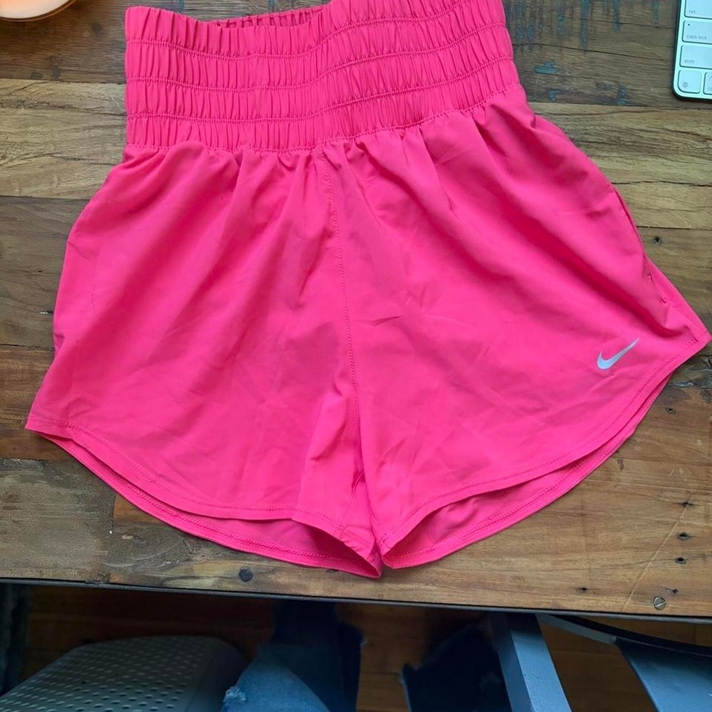 NWT Nike Bright Pink Dry-FIT Size XS